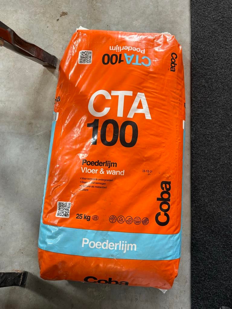 Nieuwe onaangebroken zak tegellijm of poederlijm 25kg, Ophalen, Overige materialen, Overige typen, Nieuw