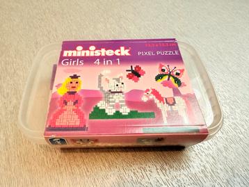 Ministeck Pixel Puzzel Girls 4 in 1 beschikbaar voor biedingen