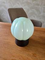 Art Deco Thabur lamp – pastelgroen opaline, Huis en Inrichting, Lampen | Wandlampen, Ophalen of Verzenden, Zo goed als nieuw