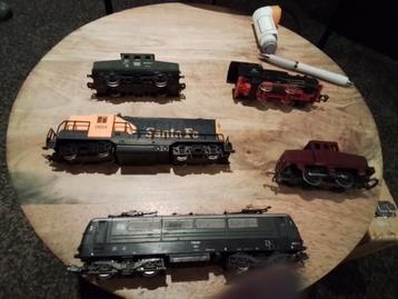 5 Diverse Locomotieven - Klein Gebrek beschikbaar voor biedingen