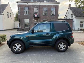 Mitsubishi PAJERO 3.2 DI AUTOMAAT EERSTE EIGENAAR KAN GEEL O beschikbaar voor biedingen