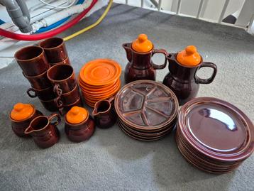 Retro Servies Set - Aardewerk  (MOET ZSM WEG) beschikbaar voor biedingen