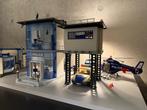 Playmobil politie buro met veel extra's, Kinderen en Baby's, Speelgoed | Playmobil, Ophalen of Verzenden, Zo goed als nieuw, Complete set