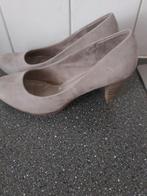 Mooie beige/zandkleurige pumps, Kleding | Dames, Schoenen, Ophalen of Verzenden, Zo goed als nieuw, Beige