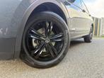 Volkswagen Tiguan 1.5 TSI Urban Sport IQ light dealer o.h., Zwart, 4 cilinders, 150 pk, Leder en Stof