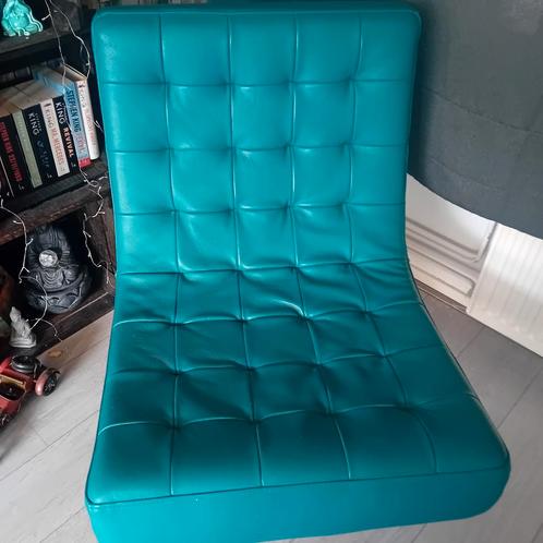 KUKA design stoel, Huis en Inrichting, Banken | Sofa's en Chaises Longues, Zo goed als nieuw, Eenpersoons, Minder dan 150 cm, Ophalen