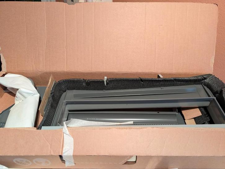 Velux goten set voor Dakraam FK04 1000 Nieuw in Doos, Doe-het-zelf en Verbouw, Kozijnen en Schuifpuien, Nieuw, Overige typen, Hout