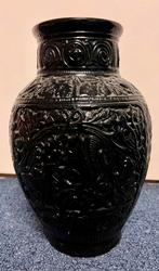 Zwarte vaas, gemerkt 150G, Antiek en Kunst, Ophalen