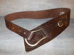 Stoere bruine riem met een reliëf print in het leer, Verzenden, Echt leder, Nieuw, Bruin