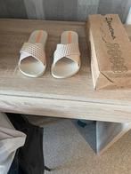 Nieuwe Ipanema slippers beige maat 37, Ophalen of Verzenden, Zo goed als nieuw, Beige