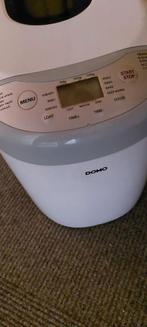 Nieuw domo broodbak machine 1200 gr.kijkvenster,ook glutenvr, Met timer, 800 tot 1200 gram deeg, Ophalen of Verzenden, Zo goed als nieuw