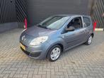 Renault Twingo 1.2 Authentique, Auto's, Voorwielaandrijving, Twingo, 4 cilinders, Origineel Nederlands