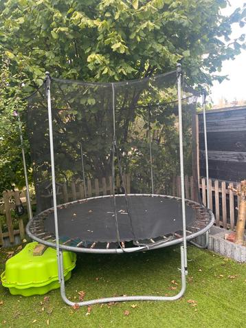 Trampoline met net - 190 cm springvlak beschikbaar voor biedingen