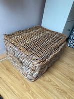 Prachtige rietenmand, Ophalen, Zo goed als nieuw, Rechthoekig