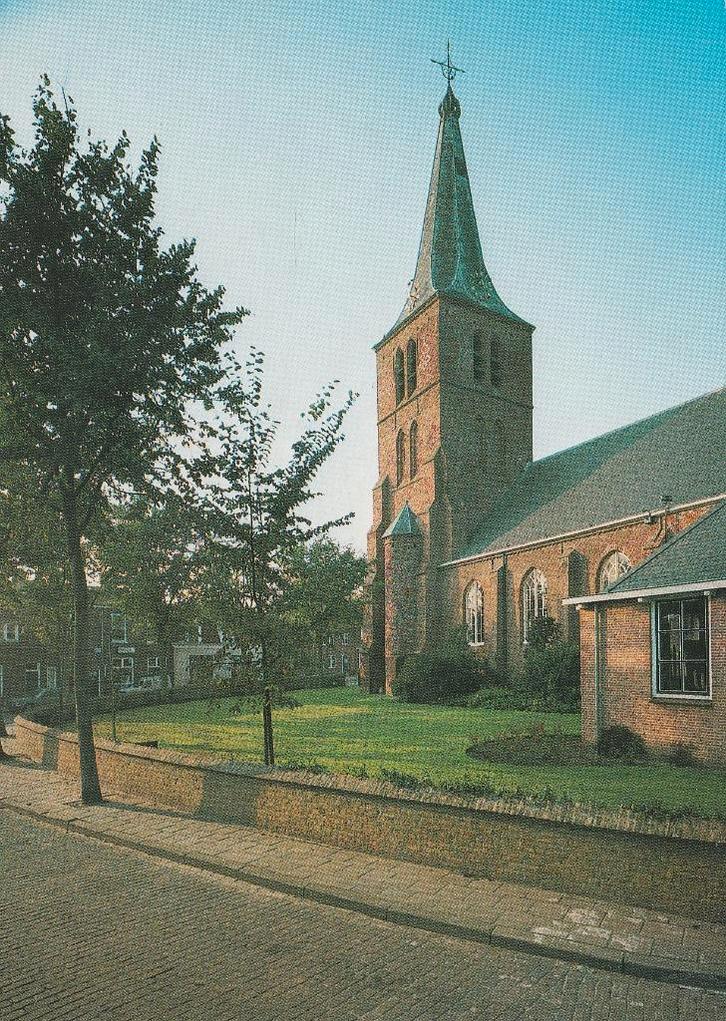 DOMBURG Ned. Herv. Kerk, Verzamelen, Ansichtkaarten | Nederland, Ongelopen, Zeeland, 1980 tot heden, Verzenden