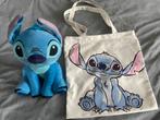 Stitch knuffel 30 cm met geluid en tas, Ophalen of Verzenden, Overige figuren, Zo goed als nieuw, Knuffel