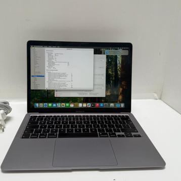 Macbook Air 2020 i5 16GB 256GB | Nette Staat | Met Garantie beschikbaar voor biedingen