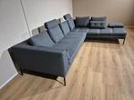 Montel Tristan Hoekbank - Grijs - Stof - Design - Hoofdsteun, 300 cm of meer, Ophalen of Verzenden, Metaal, 150 cm of meer