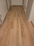 Laminaatvloer brede planken met ondervloer +/- 65m², Huis en Inrichting, Stoffering | Vloerbedekking, Ophalen, Zo goed als nieuw