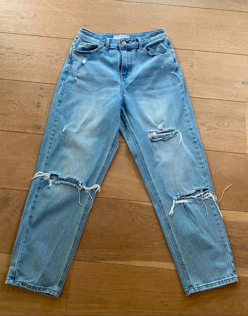 CINDY H destroyed jeans mt 38, Kleding | Dames, Spijkerbroeken en Jeans, Zo goed als nieuw, W30 - W32 (confectie 38/40), Blauw