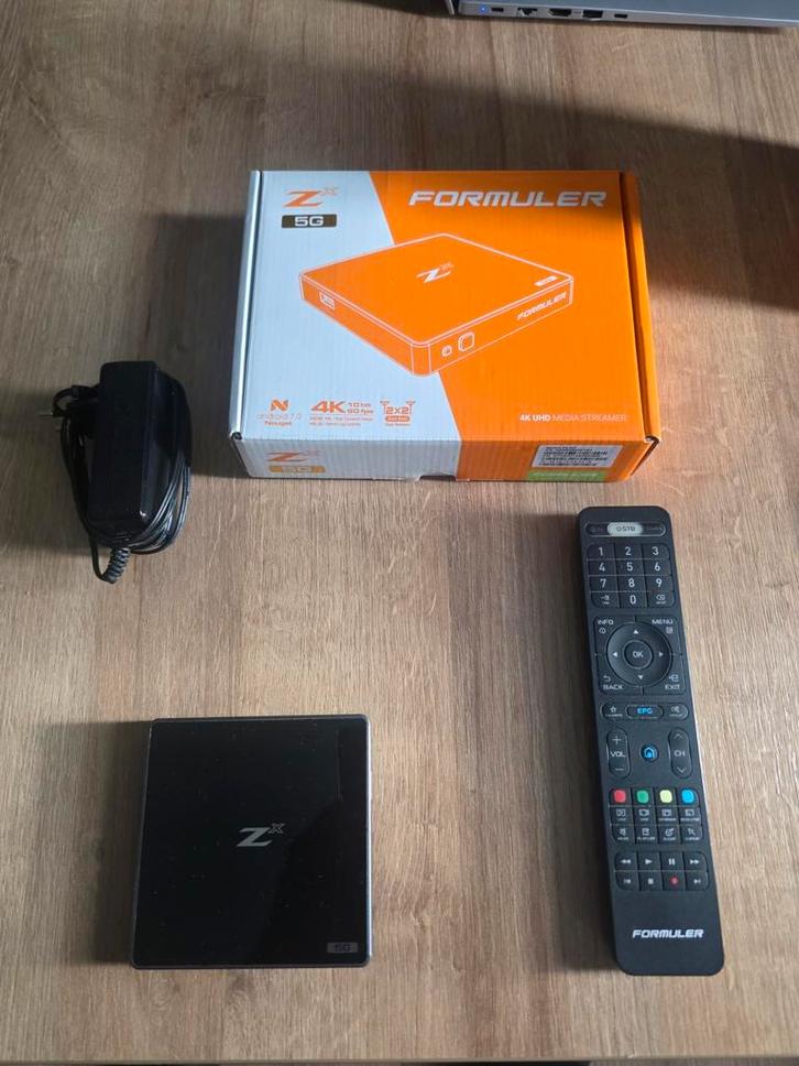 Formuler ZX 5g 4k IPTV, Audio, Tv en Foto, Decoders en Harddiskrecorders, Ophalen of Verzenden