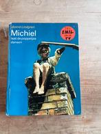 Michiel laat de poppetjes dansen - Astrid Lindgren, Ophalen of Verzenden, Gelezen, Astrid Lindgren