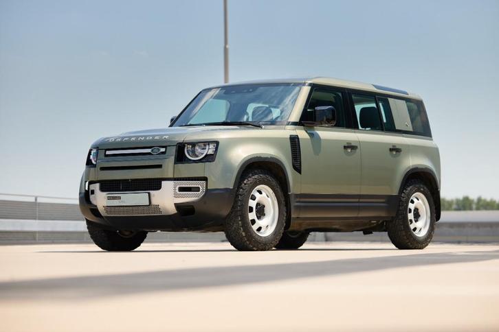 Land Rover Defender 110 D200 MHEV EURO6 trekhaak- Grijs kent, Auto's, Bestelauto's, Particulier, 360° camera, 4x4, ABS, Achteruitrijcamera