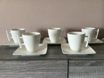 Yong Squito kop en schotels - 5 stuks beschikbaar voor biedingen