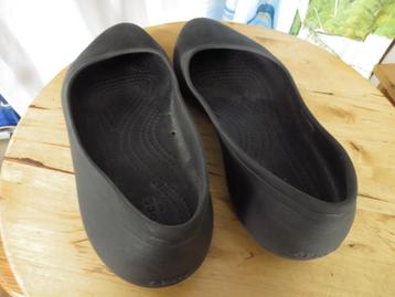 zwarte crocs  flat ballet slip on model mt 8 = mt 39 beschikbaar voor biedingen