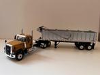 Caterpillar CT680 6X4 met kieptrailer van WSI, Ophalen of Verzenden, Zo goed als nieuw, Bus of Vrachtwagen, Wsi
