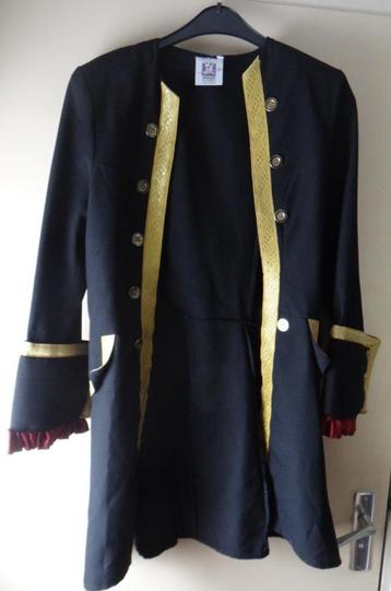 Leuke zwart/rood/gouden PIRAAT/PIRATES/ZEEROVER jas - Hallow beschikbaar voor biedingen