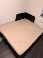 Zwart bed IKEA FLEKKE incl matras, Huis en Inrichting, Slaapkamer | Bedden, Zo goed als nieuw, Hout, Zwart, Ophalen