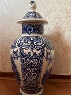 Delfts Blauwe Vaas met Deksel, Antiek en Kunst, Ophalen of Verzenden
