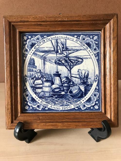 Ingelijste Tegel – De Botermakerij (Delfts Blauw), Antiek en Kunst, Antiek | Wandborden en Tegels, Ophalen of Verzenden