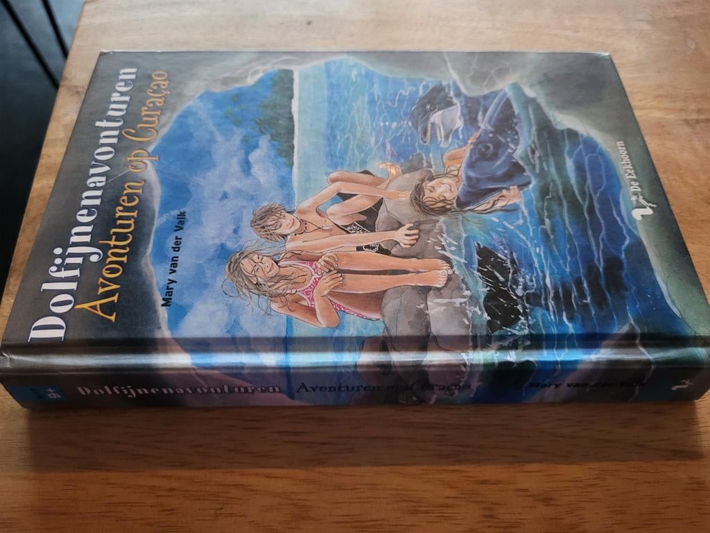 M. van der Valk - Avonturen op Curaçao, Boeken, Ophalen of Verzenden, Zo goed als nieuw, M. van der Valk