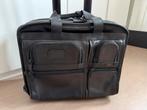 TUMI Alpha expandable leather trolley- handbagage koffer, Ophalen of Verzenden, 17 inch of meer, Gebruikt, Trolleytas