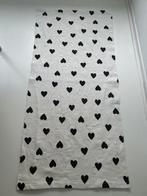 Vloerkleed met hartjes van H&M, Huis en Inrichting, Ophalen of Verzenden, Zo goed als nieuw