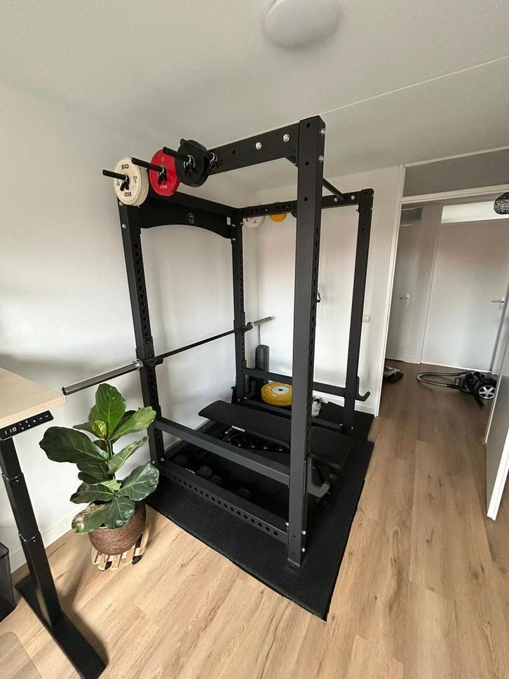 Power rack inclusief safety bars en dipstation, Sport en Fitness, Fitnessapparatuur, Zo goed als nieuw, Krachtstation, Ophalen of Verzenden
