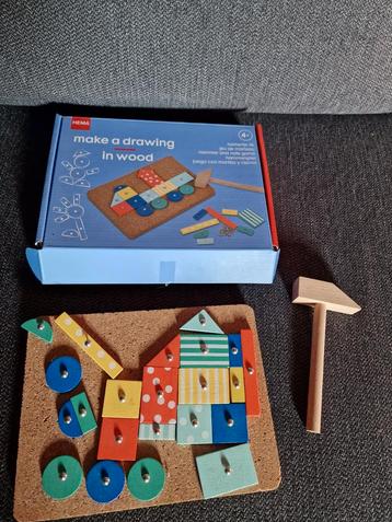 Hamertje tik  beschikbaar voor biedingen