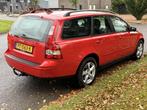 Volvo V50 2.5 T5 AWD Momentum trekhaak airco 220 PK, Auto's, Gebruikt, 700 kg, 2521 cc, 10 km/l