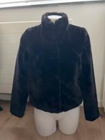 Zwarte, korte bontjas/Vero Moda/XS, Kleding | Heren, Ophalen of Verzenden, Zo goed als nieuw, Maat 46 (S) of kleiner, Zwart