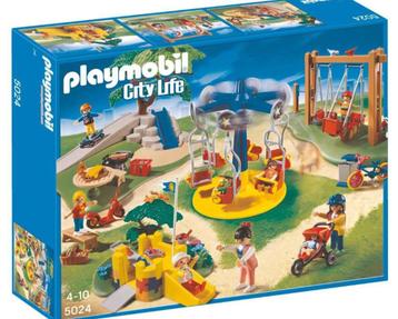 Playmobil City Life speelplein (5024) met 5568 en 5569 beschikbaar voor biedingen