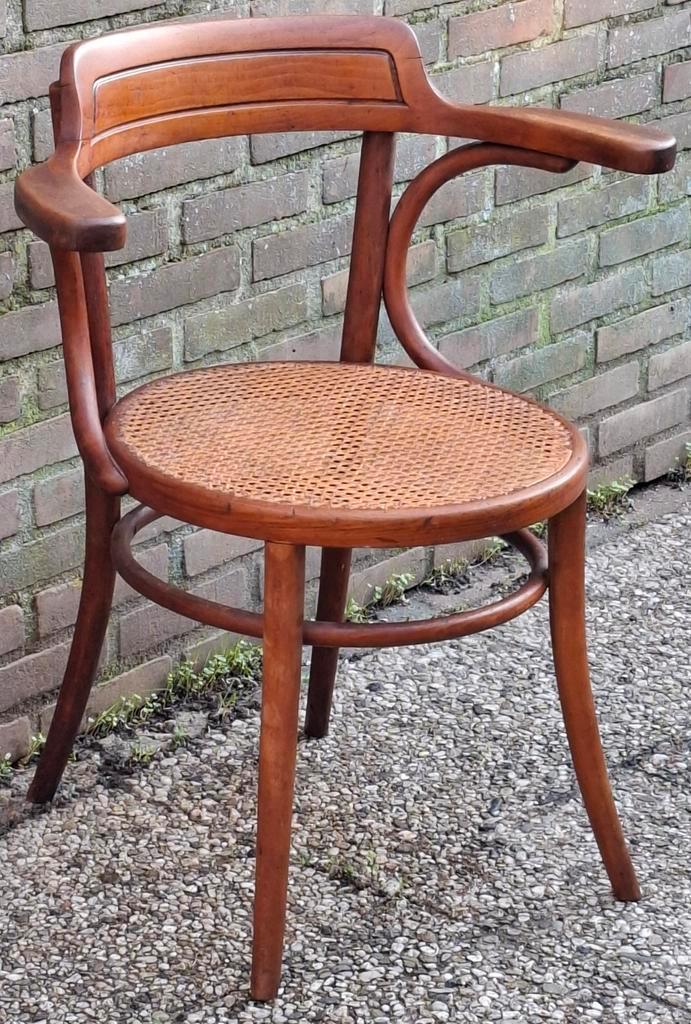 Stoel. BENTWOOD  Armchair. Ca 1900. * Zie tekst., Huis en Inrichting, Stoelen, Zo goed als nieuw, Eén, Hout, Kunststof, Riet of Rotan