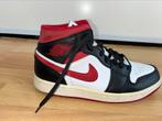 Nike air jordan 1 mid, Ophalen of Verzenden, Zo goed als nieuw, Sneakers of Gympen, Nike Jordan