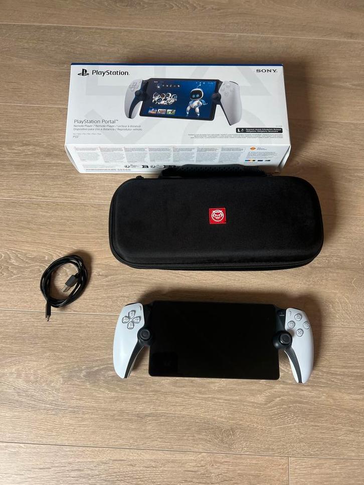 PlayStation Portal., Spelcomputers en Games, Spelcomputers | Sony PlayStation Portables | Accessoires, Zo goed als nieuw, Draadloos