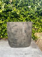 Bloempot, Tuin en Terras, Bloembakken en Plantenbakken, Ophalen, Gebruikt, Rond