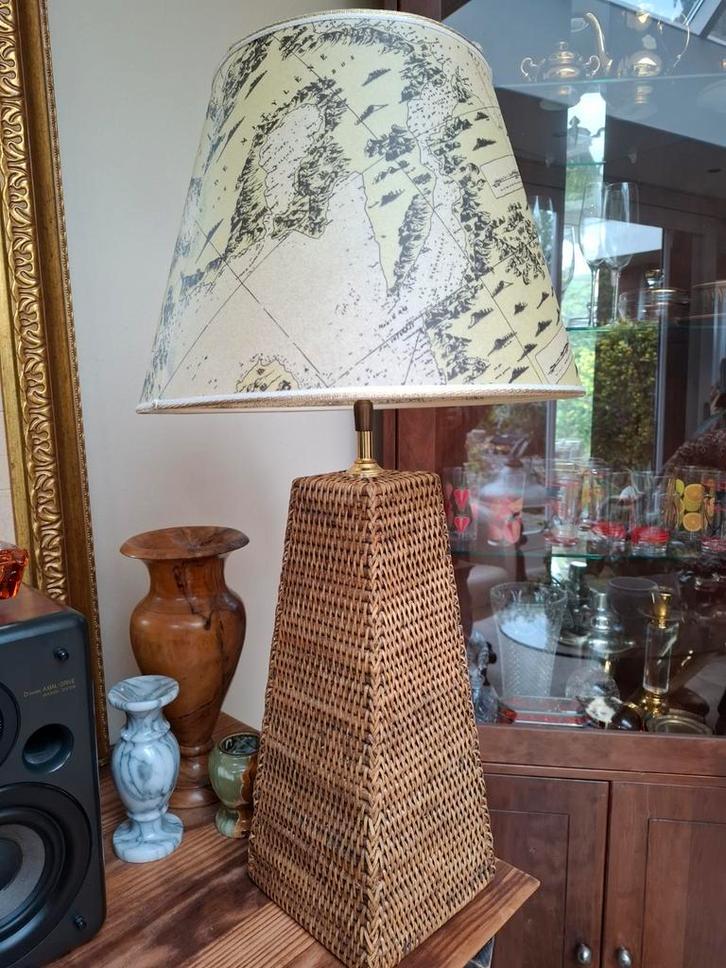 Birma rieten tafellamp, Huis en Inrichting, Lampen | Tafellampen, Zo goed als nieuw, Minder dan 50 cm, Ophalen of Verzenden