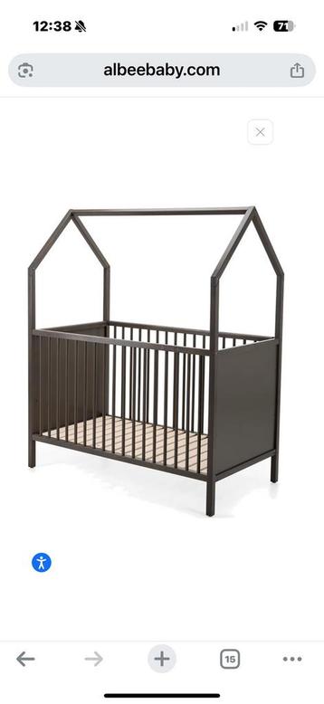Stokke Home Crib – House-Shaped Baby Bed beschikbaar voor biedingen