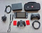 Te koop Nintendo Switch met accessoires, Ophalen, Zo goed als nieuw, Met 2 controllers, Switch 2019 Upgrade