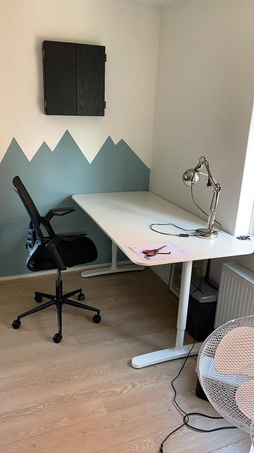 Ikea Bekant bureau wit 160x80, Huis en Inrichting, Bureaus, Zo goed als nieuw, Ophalen